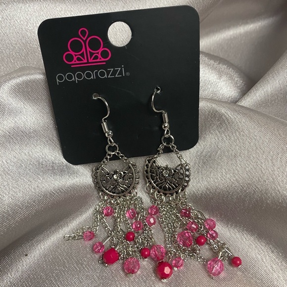Pink earrings - Picture 1 of 1